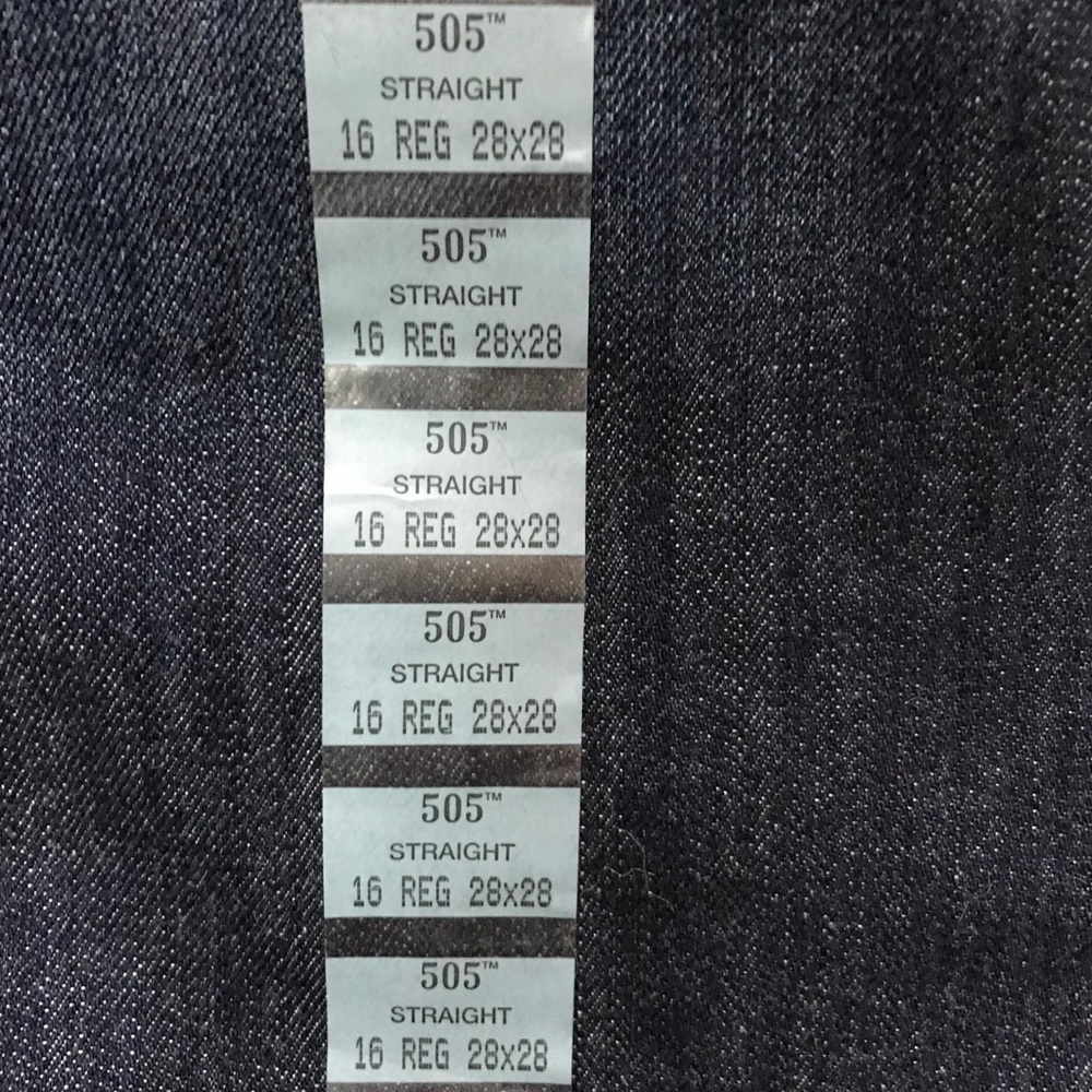 Levi’s - Picture 4 of 5